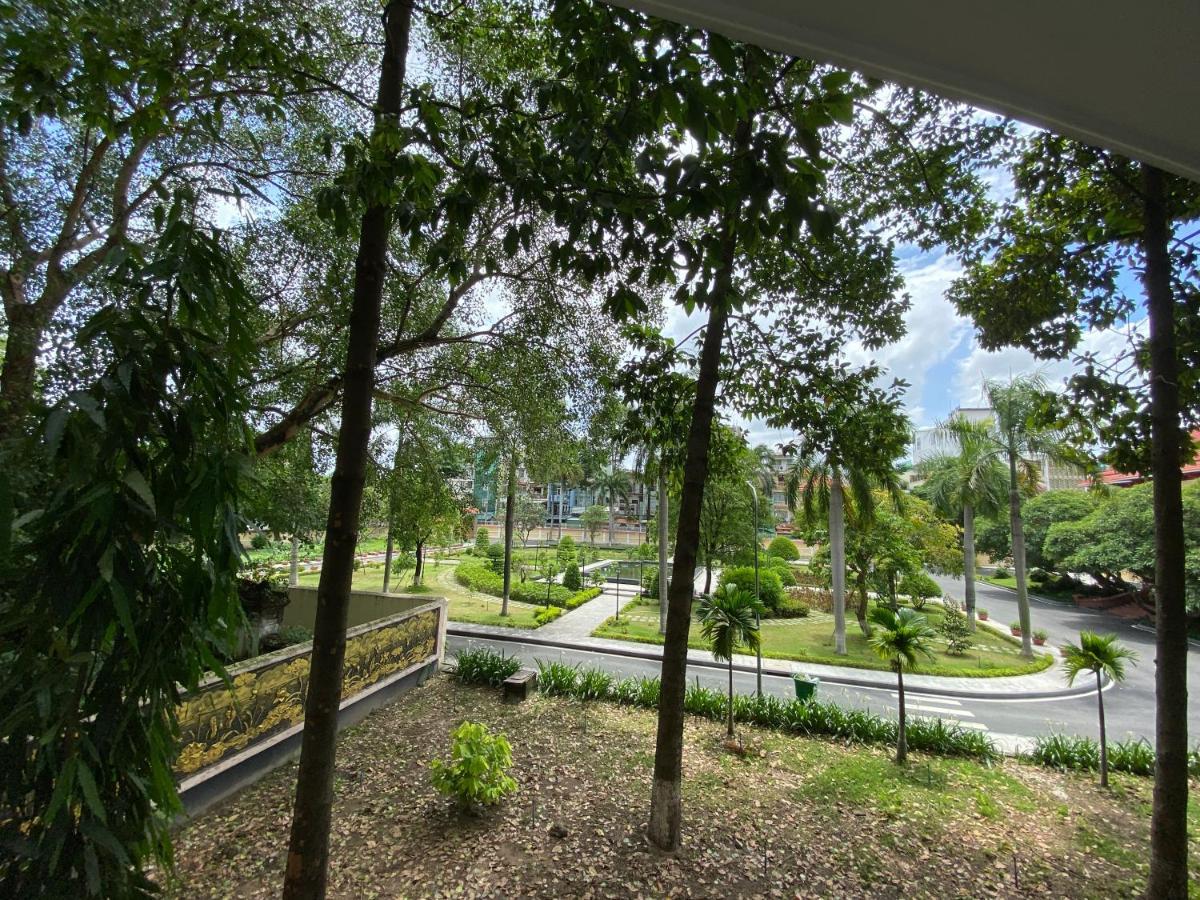 Hotel Home Khách sạn *